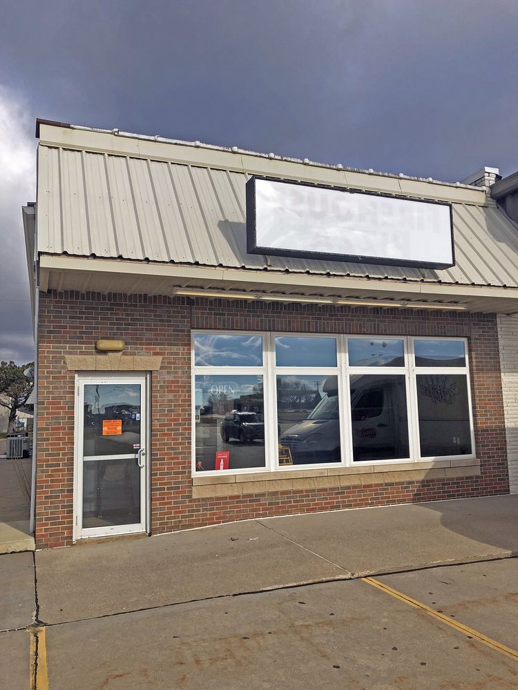 1320 Washington Rd, Washington, IL 61571